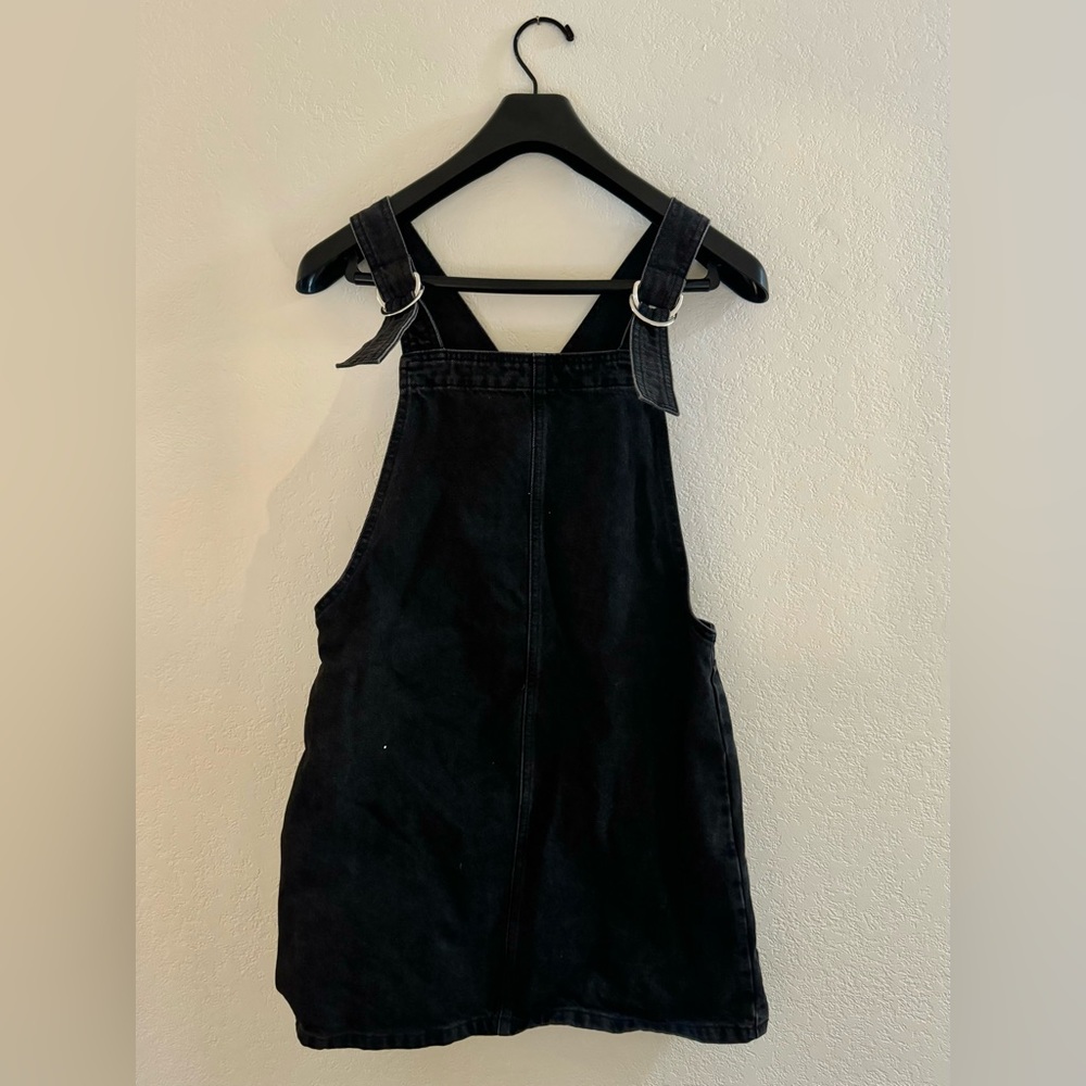 Overall dress